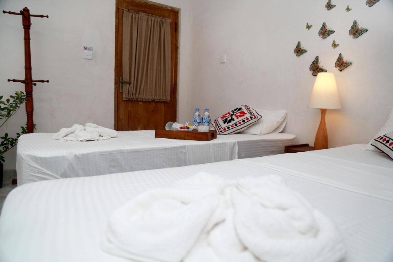 Chathu Holiday Home แคนดี้ ภายนอก รูปภาพ