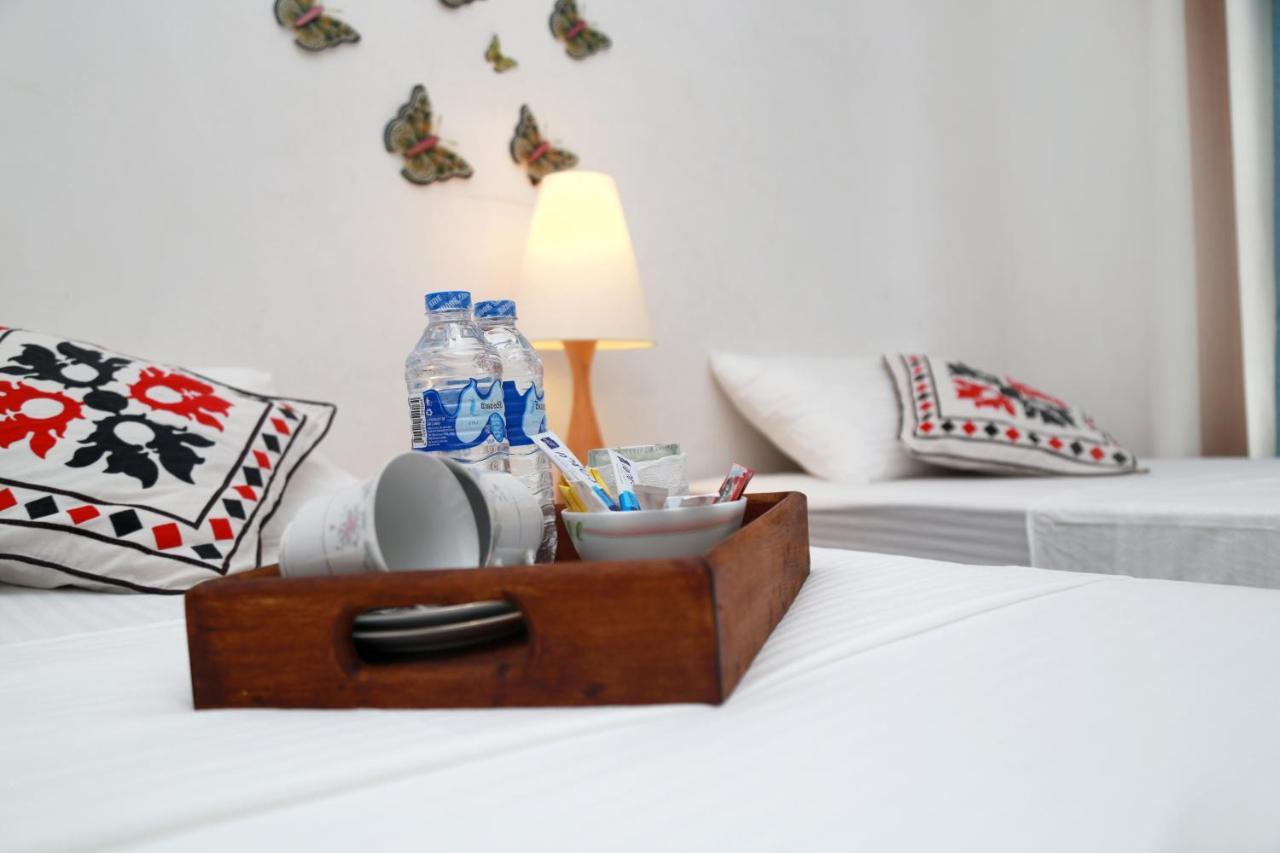 Chathu Holiday Home แคนดี้ ภายนอก รูปภาพ