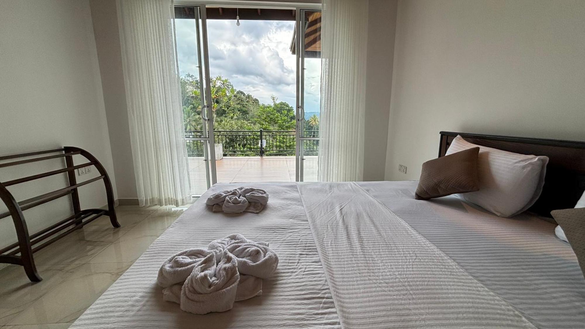 Chathu Holiday Home แคนดี้ ภายนอก รูปภาพ