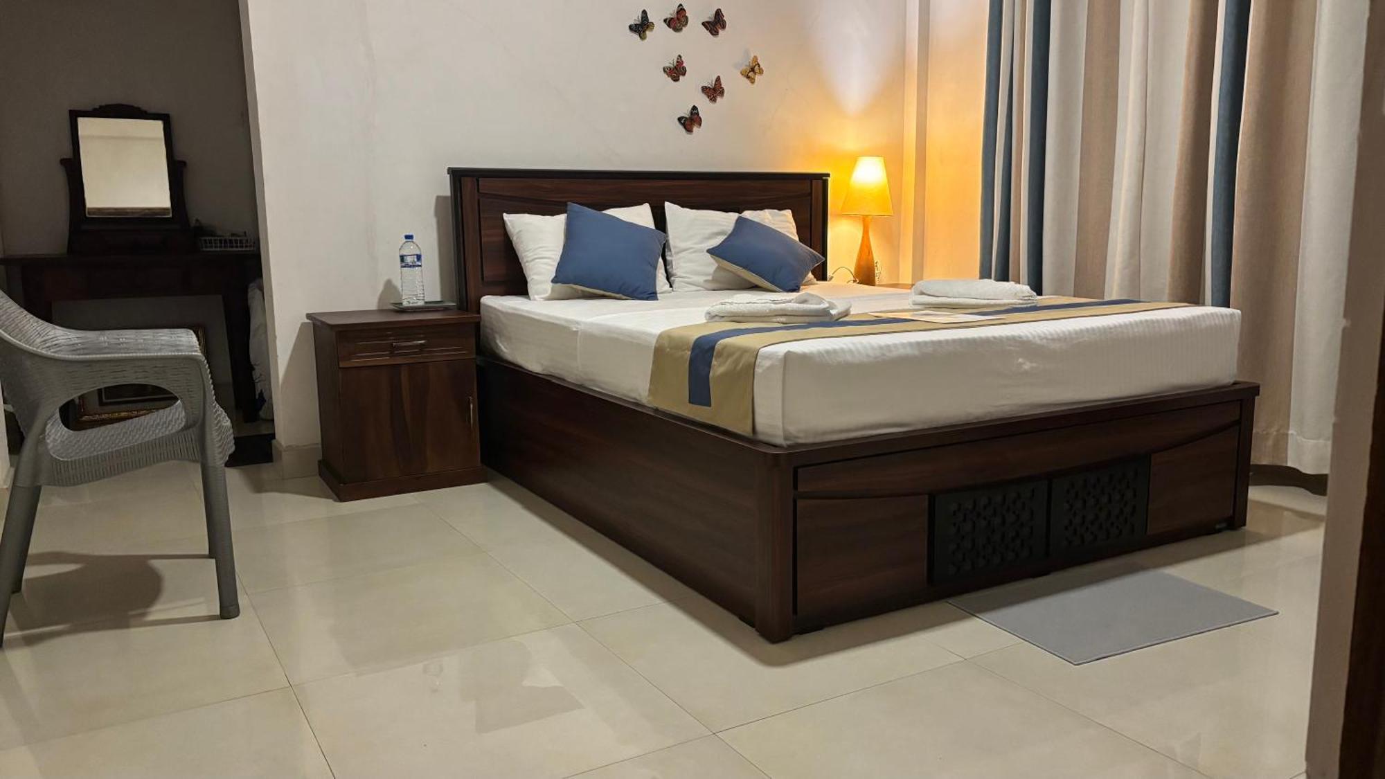 Chathu Holiday Home แคนดี้ ภายนอก รูปภาพ